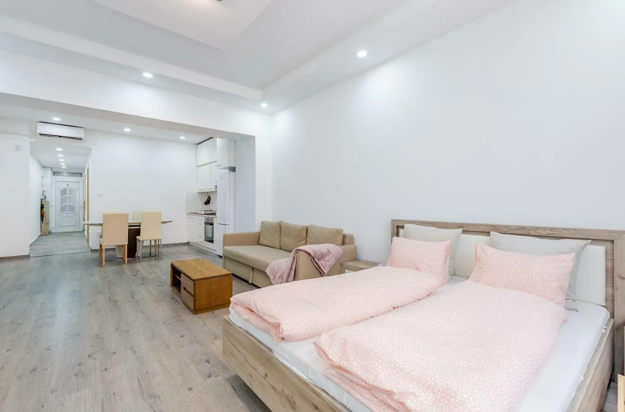 House4us.Central Budapest.Luxury Apartment. Deák Ferenc Ter Appartamento